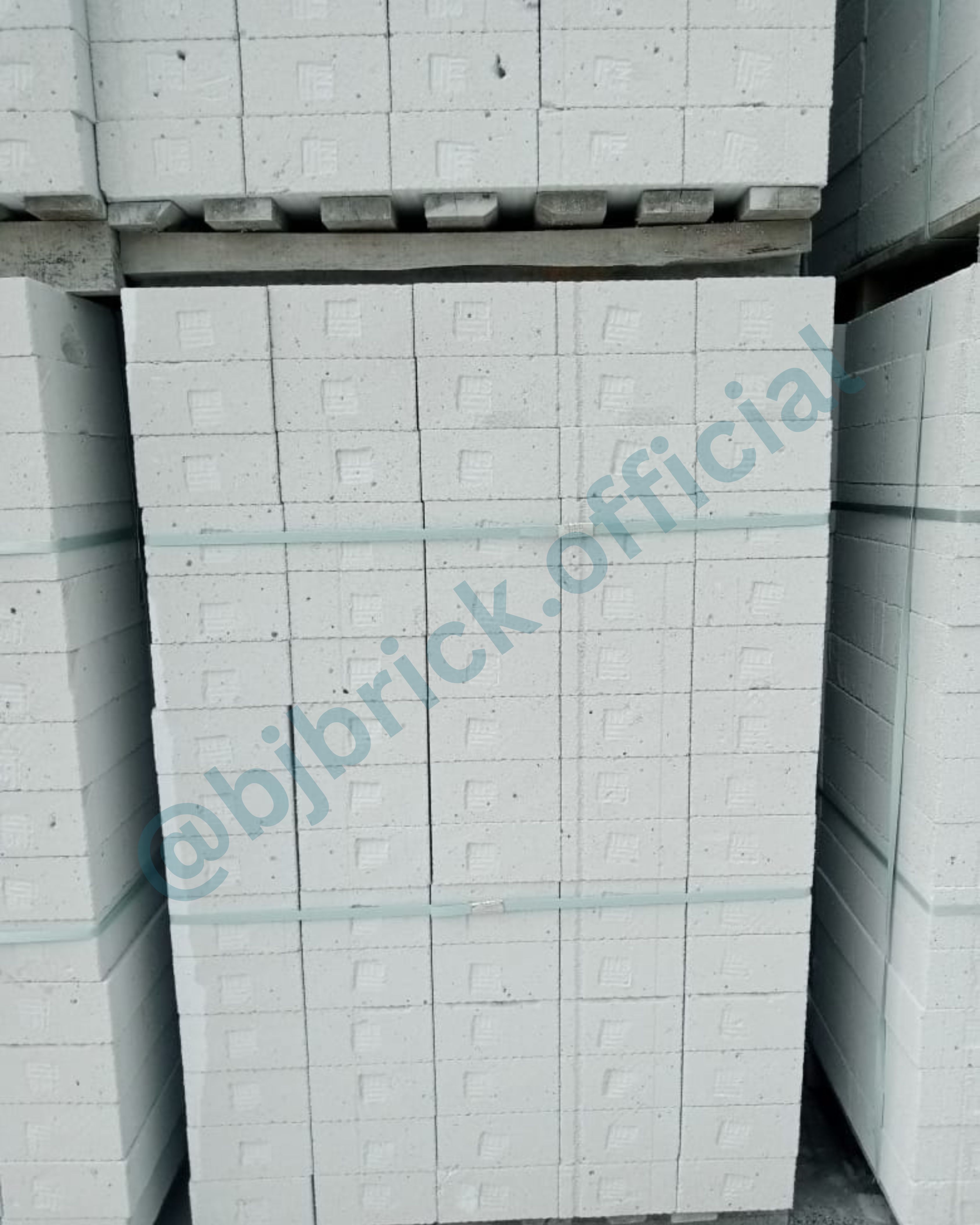 Stok gudang BJ Brick